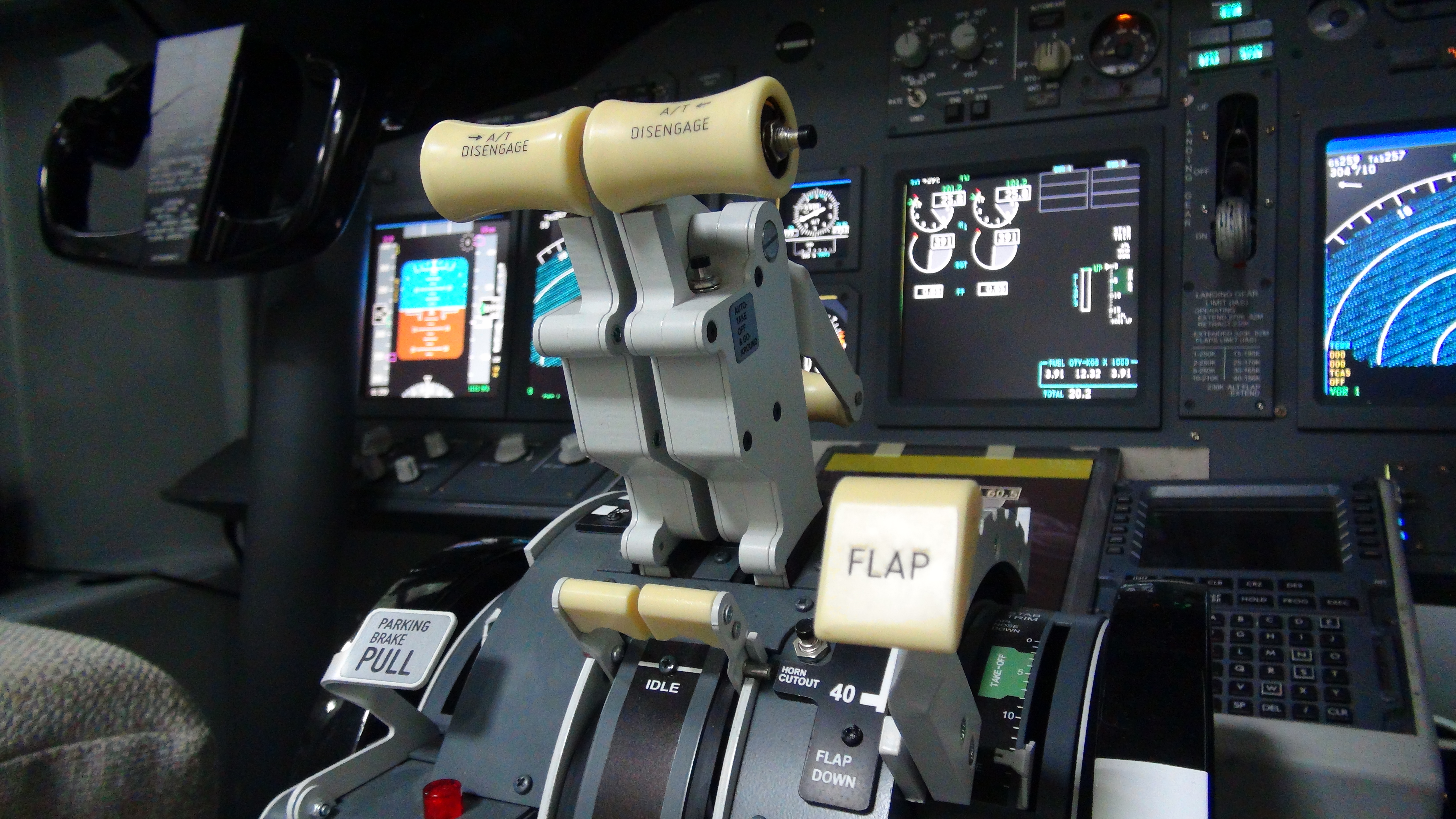 Boeing 737 NG固定式模擬訓練器(G206教室)-16